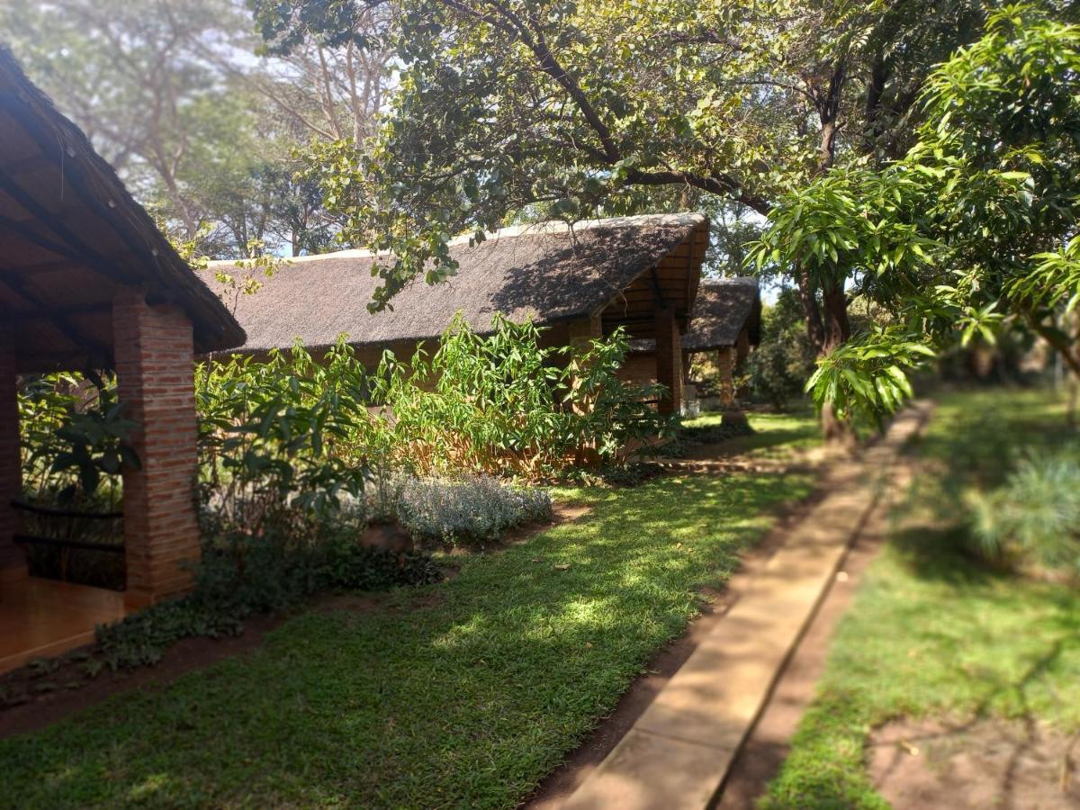 Barefoot Lodge And Safaris - Malawi Λιλόνγκουε Εξωτερικό φωτογραφία
